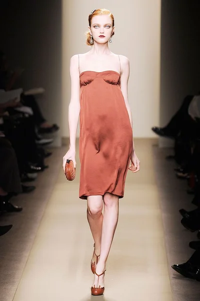 Look 24
